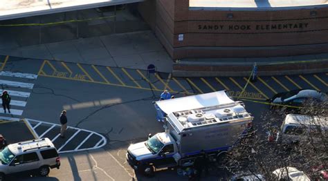 Sandy Hook Elementary School Receives Bomb Threat On 6th Anniversary Of Mass Shooting Blavity News