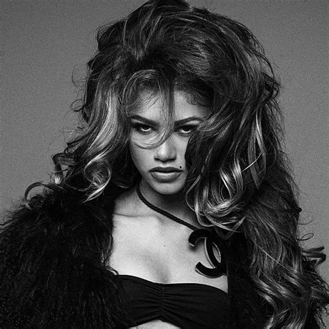 my music blog zendaya shows off her sultry side in ‘galore