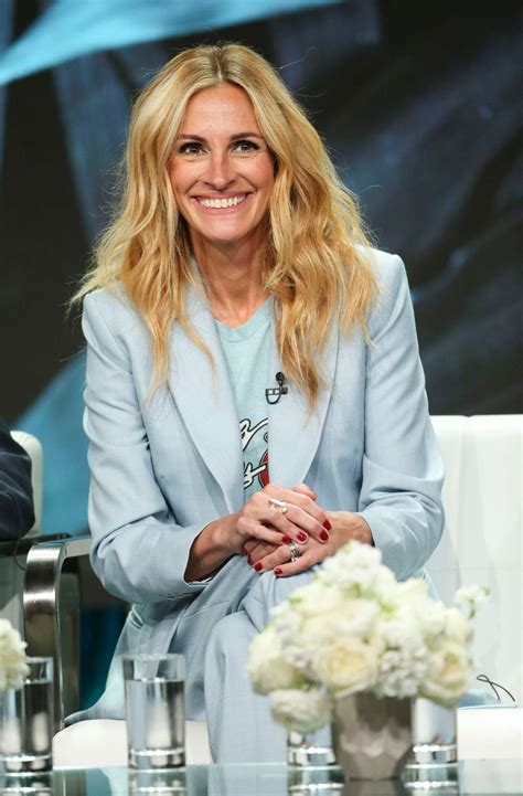 Julia Roberts Homecoming Tv Show Photocall At 2018 Tca Summer Press