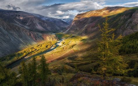 1600x923 Mountain Forest Clouds Valley Sunlight Nature Landscape