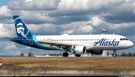Airbus A320 214 Alaska Airlines Aviation Photo 5560317