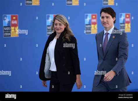 Spain Madrid 30 June 2022 Canada S Prime Minister Justin Trudeau R And Foreign Minister