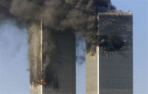 Ufo/ ovni filmado nas torres gemêas antes do desastre. 11 de setembro: atentado às torres gêmeas completa 19 anos - Oeste Mais