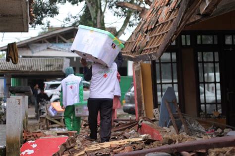Baznas Ajak Masyarakat Bantu Korban Bencana Gempa Cianjur Republika
