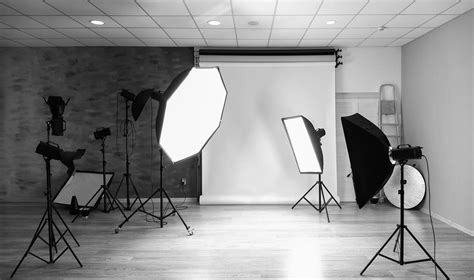 A Guide To Studio Lights In Photography Petapixel