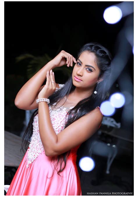 Kavindya Dulshani Latest Sri Lankan Models Portal Sixteen Plus