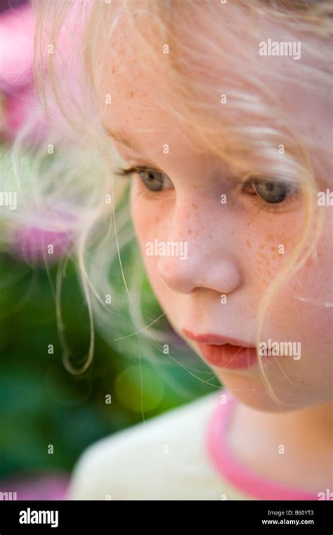 Girl 10 Years Old Freckles Hi Res Stock Photography And Images Alamy