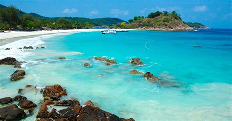 Most tourists visit pangkor for its quiet atmosphere and gorgeous beaches that include niphah bay, teluk belanda. Destinasi Wisata Terbaik di Malaysia untuk Honeymoon ...