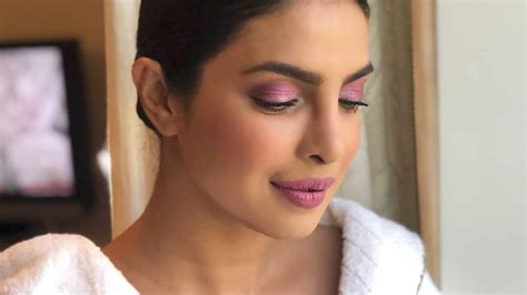 Priyanka Chopras Diy Beauty Secrets Aus Indien Vogue Germany