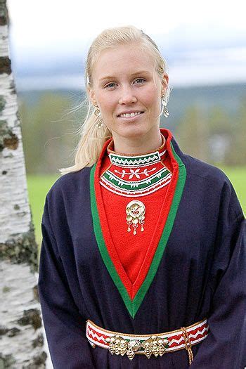 Universalbeauty Traditional Outfits Sami People Traditional Dresses