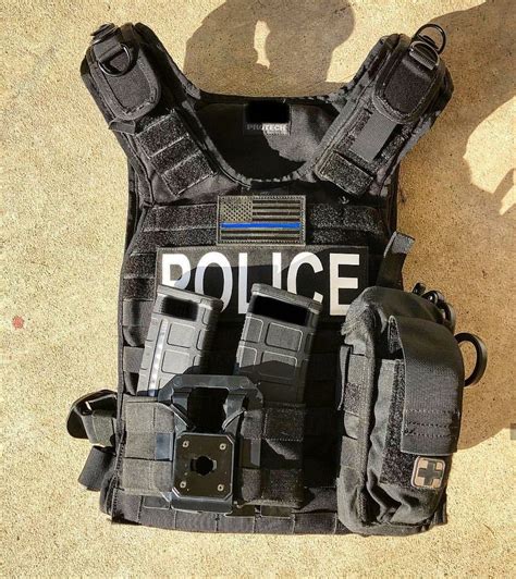 Pin by Jacob Martinez on Police/Medic Gear | Police gear, Tactical gear, Tac gear