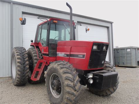 International Harvester 5488 With Front Wheel Drive From Over 20 Years