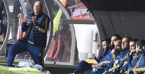 Şenol çorlu haberleri ve güncel son dakika gelişmelerini bu sayfa üzerinden takip edebilirsiniz. Fenerbahçe kulübesinde Vitor Pereira oturdu Şenol Çorlu ...