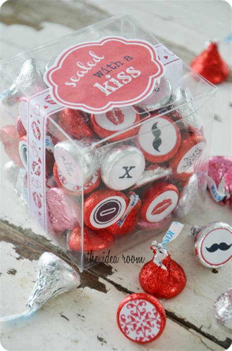 Home projects, diy valentine's day cards, photo projects, and food gifts. Valentine's Day Packaging Ideas and Printables - Clean and ...