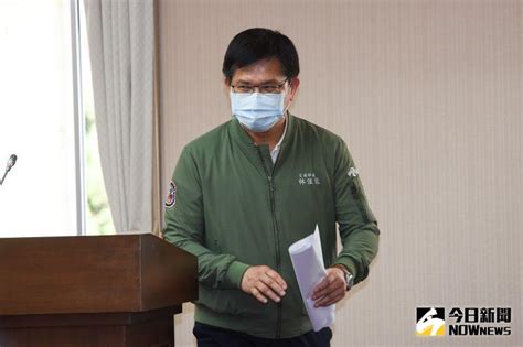 出望外的進行大內宣，視為外交重大意義，踩在罹難者的鮮血上邀功，「太沒有人性了。」 此外，對於外界質疑蘇揆遲不批准林佳龍辭呈，是在築防火牆避免火燒身，台灣民意基金會董事長游盈隆表示，眾所周知 蔡英文重申「勿懷疑改革決心」 鄭麗文怒：要死多少台灣人才可以？ 【獨家專訪】. 內幕／危機作戰 小英拉改革主調-焦點-HiNet生活誌