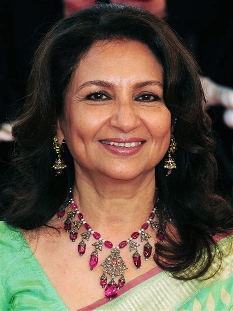 Neetu shares a sweet throwback pic with rishi. Neena Gupta's bob cut to Neetu Kapoor's floppy lob: Celebs ...