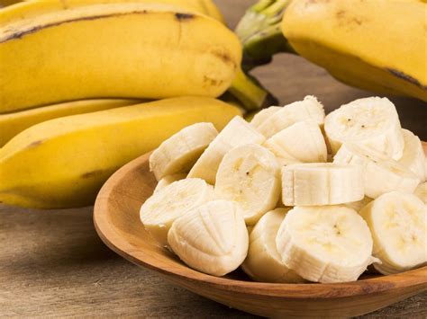 7 Gründe Warum Ihr Jeden Tag Bananen Essen Solltet Business Insider