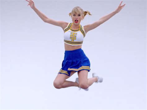 Taylor Swift Shake It Off Music Video Stills 10 Gotceleb