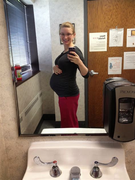 This Place In Time 35 Weeks And Feeling Good