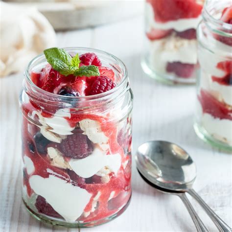21 of the best easy healthy summer dessert recipes using simple ingredients that are light, refreshing and full of bold flavors! Summer Berry Eton Mess Recipe | How to Make Summer Berry ...