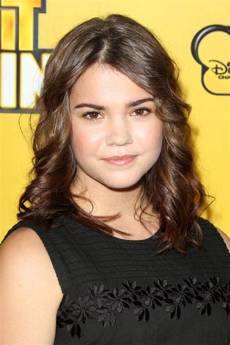 Maia Mitchells Hairstyles And Hair Colors Steal Her Style Maia Mitchell Her Style Hair Color