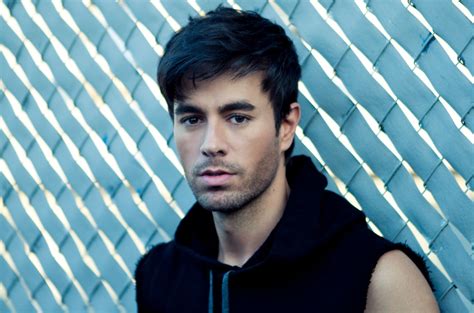 Enrique Iglesias Prepping Greatest Hits A Compilation Album Of His