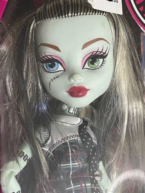 Monster High 2014 Nrfb Frightfully Tall Ghouls 17 Inch Doll Clawdeen