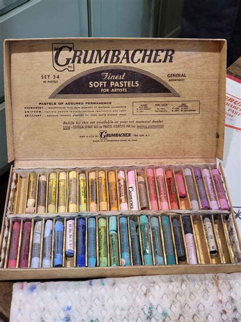 Vtg Grumbacher Soft Pastels General Assortment Set No 34 And Drawing