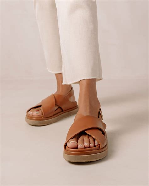 Marshmallow Brown Leather Criss Cross Sandals Alohas In 2023
