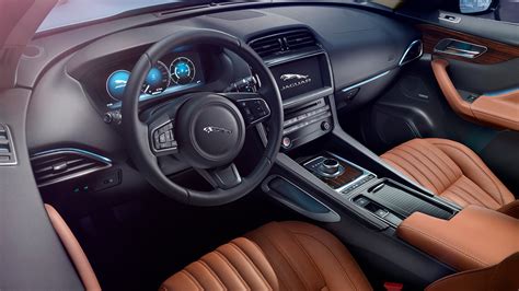 Ahora puedes conectarte rápidamente a las funciones más utilizadas desde. Jaguar F-PACE | Interior Design | Luxury SUV | Jaguar Thailand