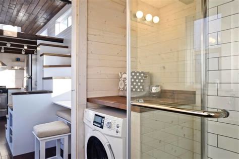 Great service, free s/h offers! Tiny House on Wheels w/ Big Kitchen and Double Sink Vanity