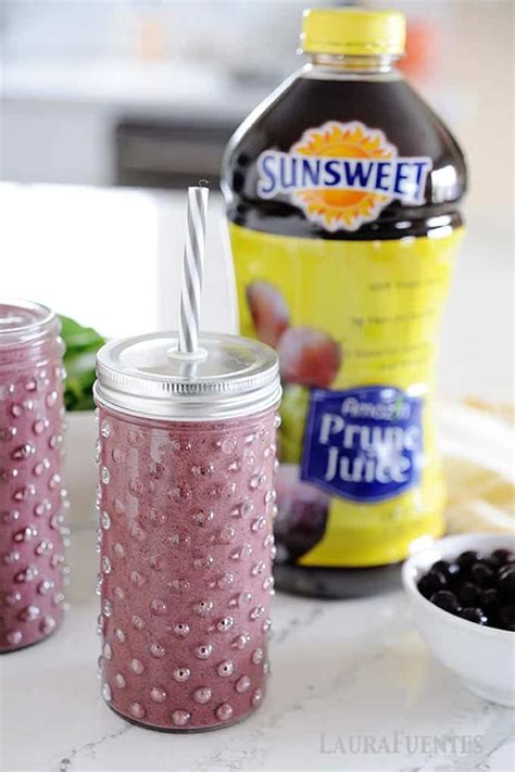 I have posted a form of this smoothie some time back, but just had to do it again since this was our featured smoothie of the day! Every Reason You Should Be Drinking Prune Juice | Recipe | Prunes juice, Prune smoothie, Prune ...