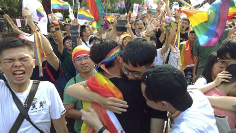 Taiwan Approves Same Sex Marriage In First For Asia