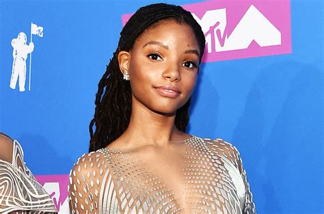 Halle Bailey S Measurements Bra Size Height Weight An Vrogue Co
