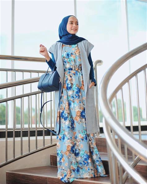 Meskipun kini sedang hamil muda style hijab saat hamil aghnia punjabi membuatnya semakin kece. 99+ Model Baju Muslim 2019 Ala Selebgram - Model Baju ...