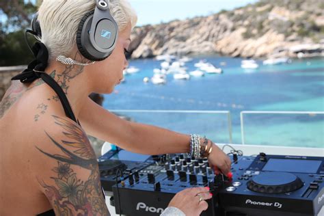 Dj Set Dj Beach Club Electronic Music Ibiza Night Life Seaside Maya Environment