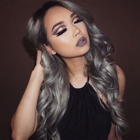 Information on how to get silver hair along with inspiring pictures of men and women with gorgeous silver, grey, white hair. DIY Hair: How to Get Granny Gray Hair | Bellatory