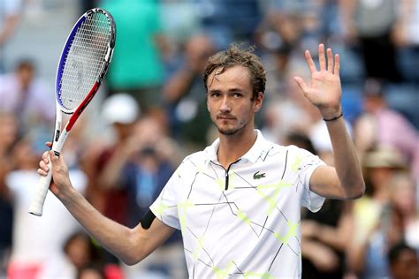 Кристиан гарин — даниил медведев: Daniil Medvedev earns spot in US Open semifinals, continues banter with fans: 'Sorry, guys. And ...