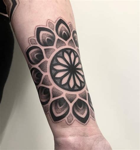 Mandala Tattoos Beautiful Simple And Meaningful Discover The Best Ideas