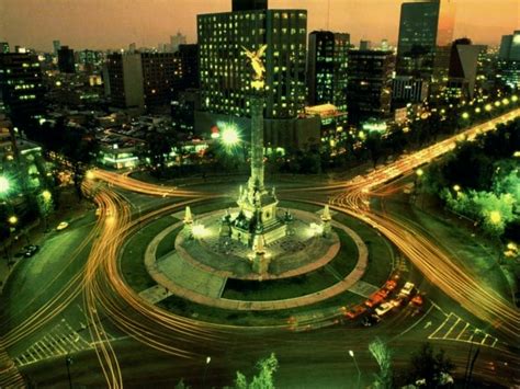 Anyone who lives in mexico city will tell you that one of the most frequent sights at the ángel de la independencia is a group of teenagers dressed in their. Exploring Mexico City - The Insiders Guide.....: 08/03/09 ...