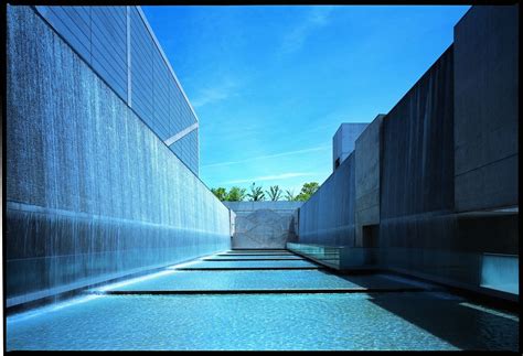 Les 15 œuvres Les Plus Spectaculaires De Tadao Ando Exposé Au Centre