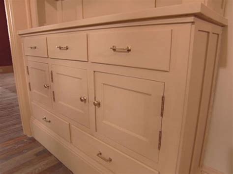 Keeping the same layout can simplify appliance installation. How to Make Cabinet Drawers | how-tos | DIY