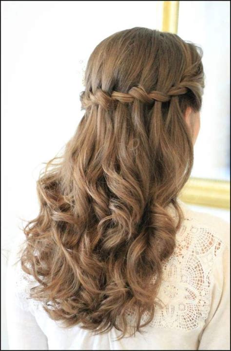 Graduated cute sleek look mit schnitt pony mit feder cut frisur. Wasserfall Frisur Mit Locken - Frisur