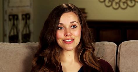 Jessa Duggars Response To Someone Assuming Shes Pregnant With Her 3rd Has The Perfect Amount