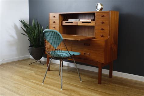 Mid Century Secretary Desk Fits Office With Elegant Hunter