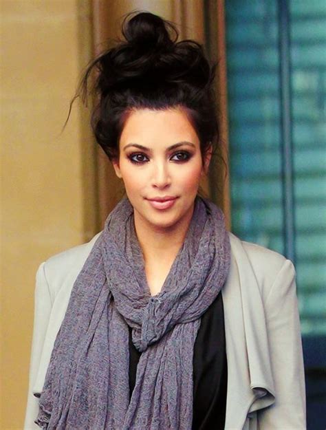 Messy Hair Kardashian Braids Look Kim Kardashian Kardashian