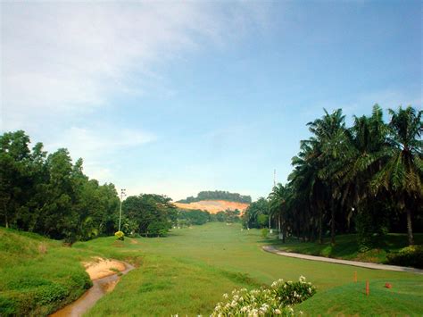 Sister hood ring nisa` shah alam dijalankan di dalam bentuk usrah ataupun halaqah. Kelab Golf Sultan Abdual Aziz Shah, Sultan & Alam Shah Course