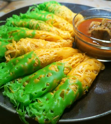 Masukkan dalam botol / acuan roti jala. Bukan sahaja menjadi dengan jaya tetapi yang penting sedap ...