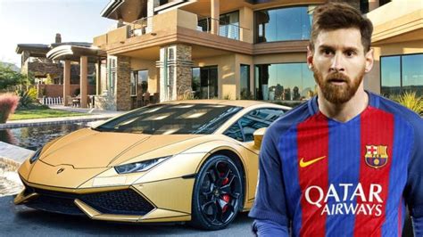 Lionel messi's net worth, salary and endorsement. Lionel Messi Bio, Age, Height, Net Worth 2020, Wife Antonella Roccuzzo, Kids, Dating, Gay ...