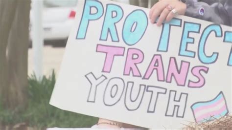 Missouri Senate Approves Bill Banning Care For Transgender Minors Youtube